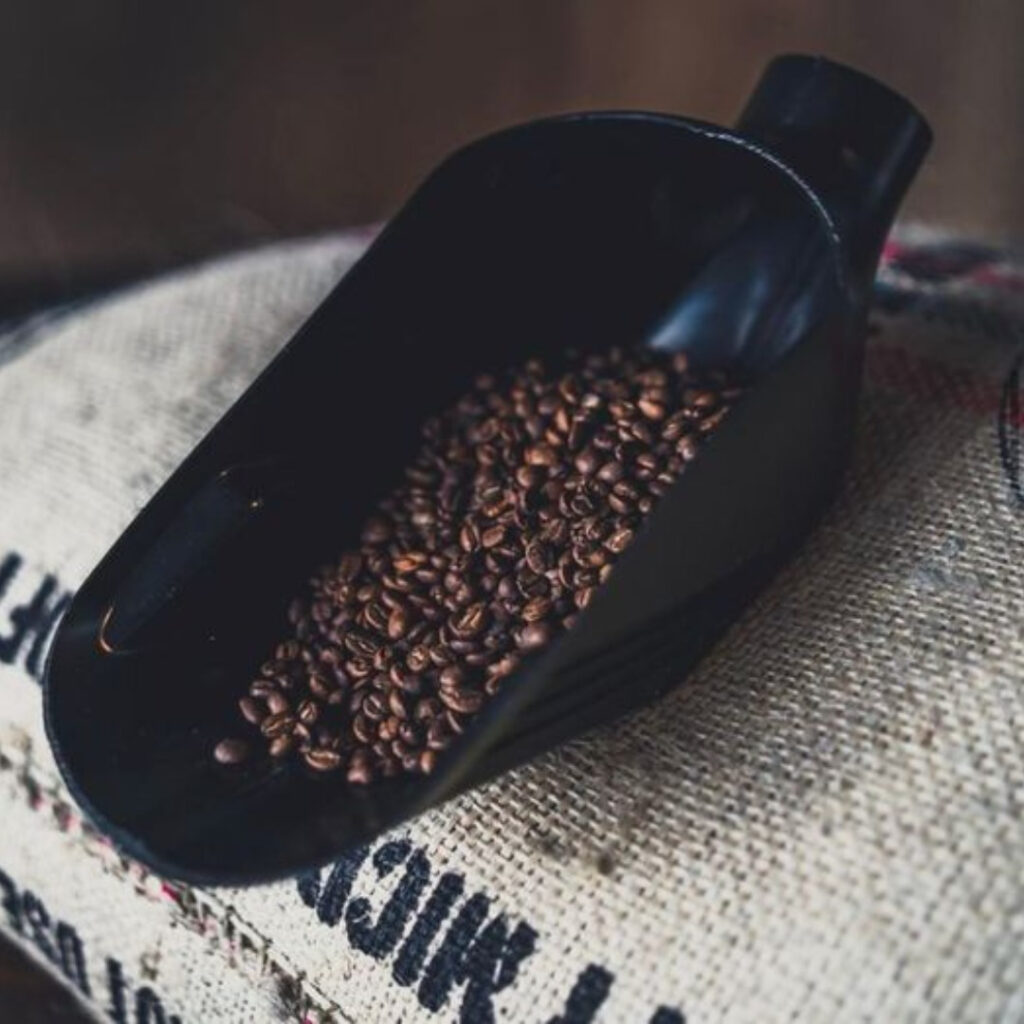 rattleware Kilo Bean Scale Scoop, Black, 22771 rattleware