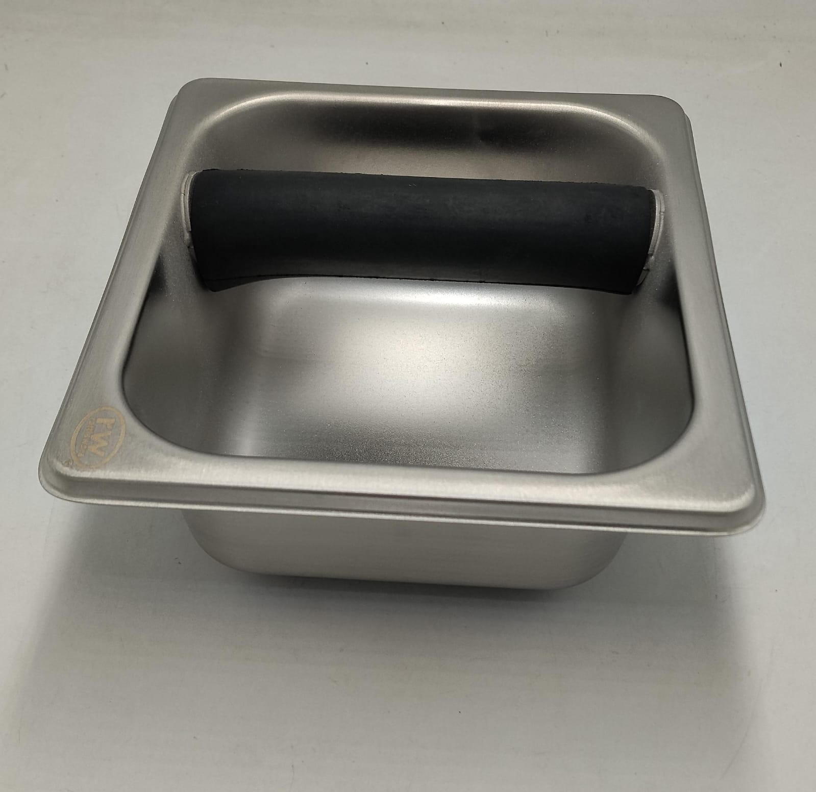 Knockbox, Economy, 1/6x2.5”, with Feet