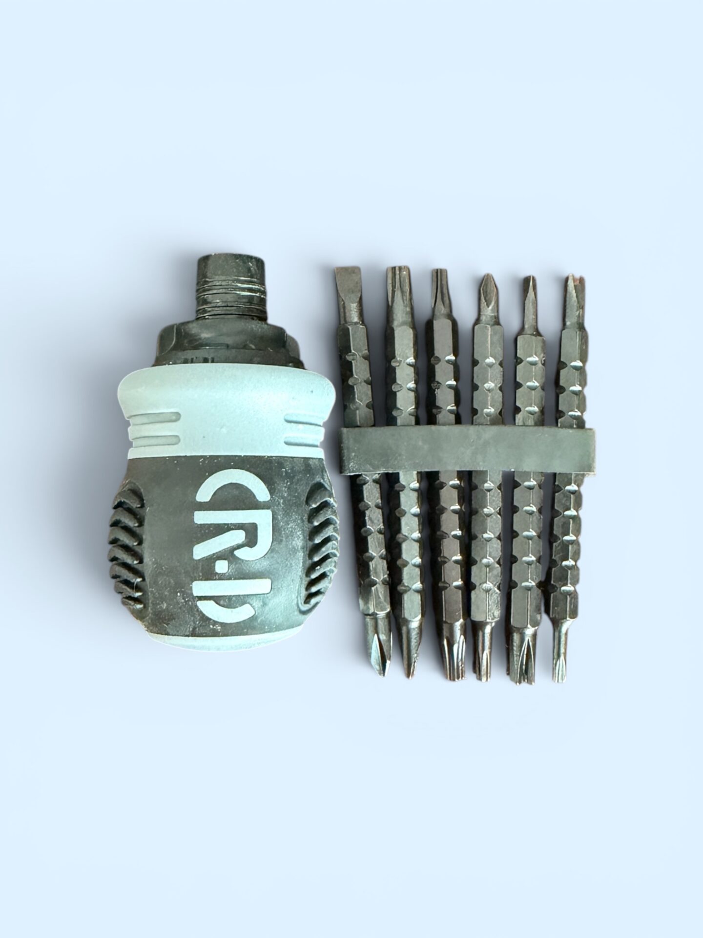 Stubby Screwdriver with Interchangeable Tips - Image 2