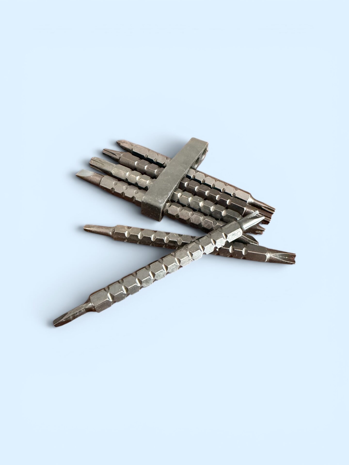 Stubby Screwdriver with Interchangeable Tips - Image 3